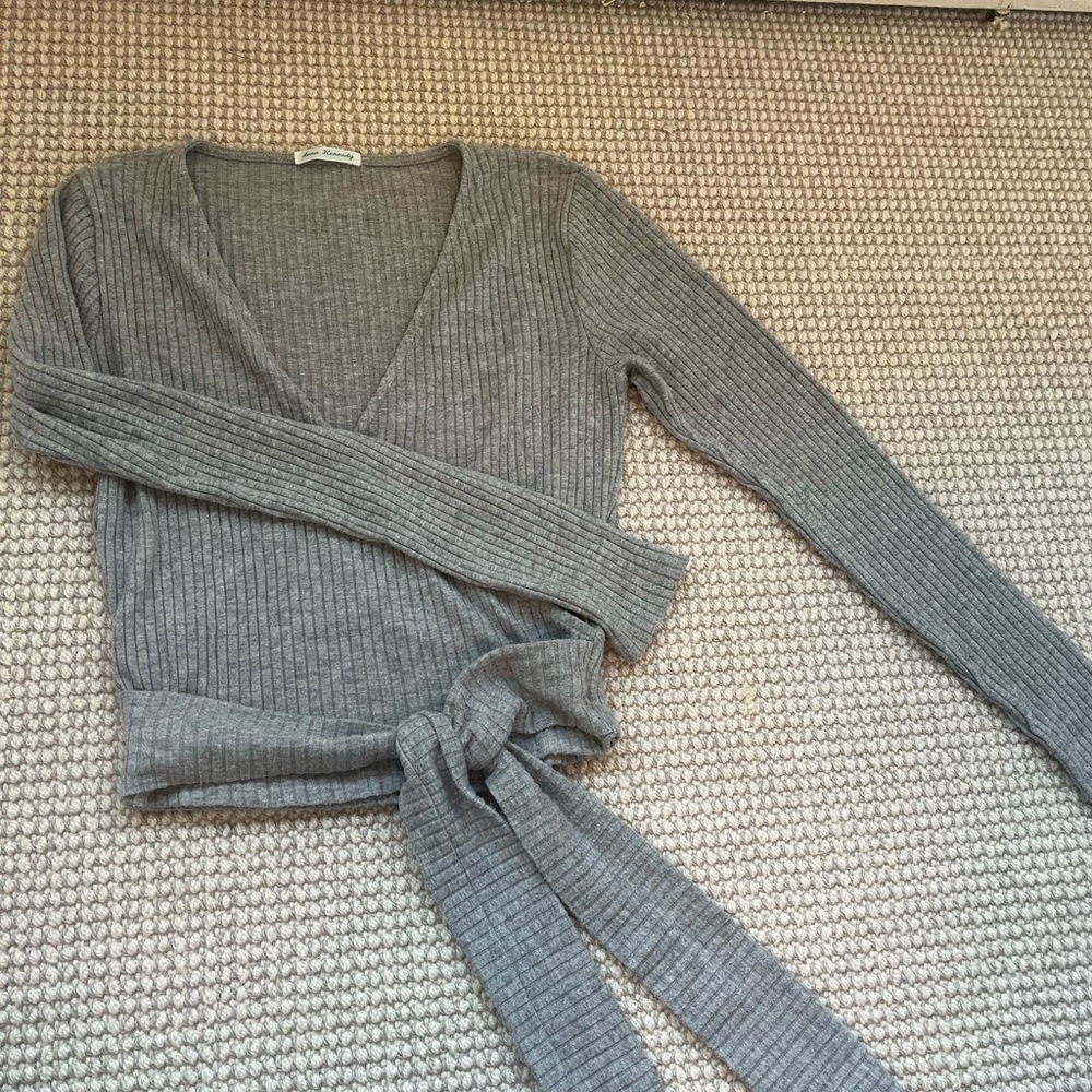 ZARA WRAP TOP